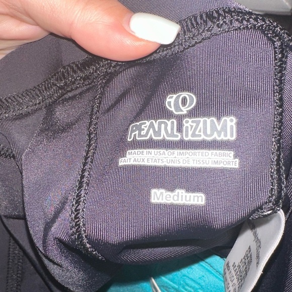NWT Pearl Izumi Women’s Quest Short Black Padded cycling bike Shorts M Biking - Picture 6 of 13